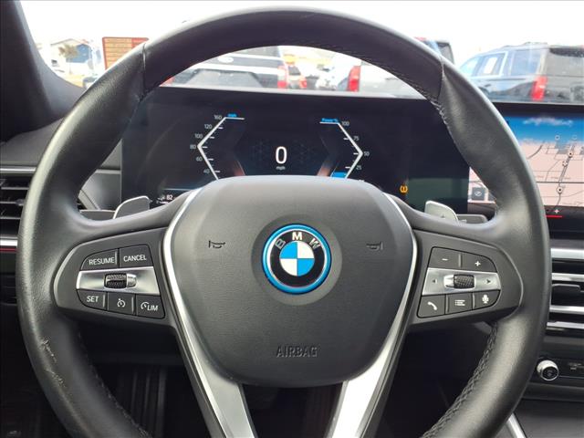 2023 BMW 3 Series 330e:1040U