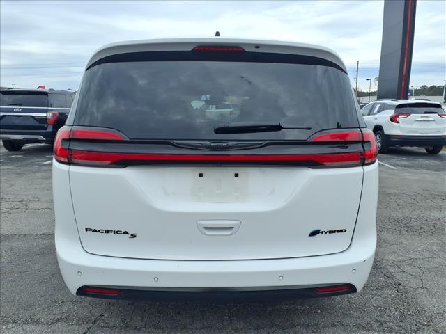 2024 Chrysler Pacifica Plug-In Hybrid Hybrid S Appearance Pkg:1046U