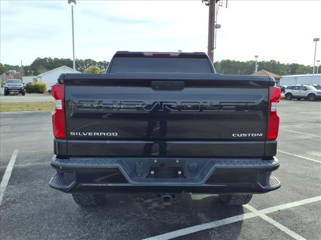 2022 Chevrolet Silverado 1500 Limited Custom Trail Boss:1022U