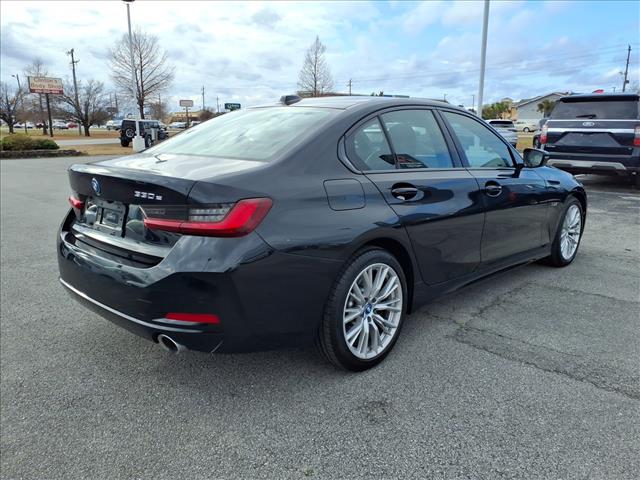 2023 BMW 3 Series 330e:1040U