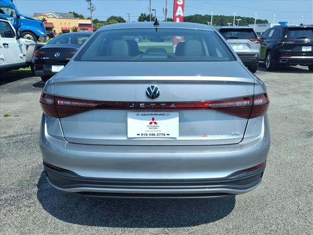 2025 Volkswagen Jetta SE:1254U