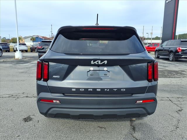 2022 Kia Sorento LX:16914T