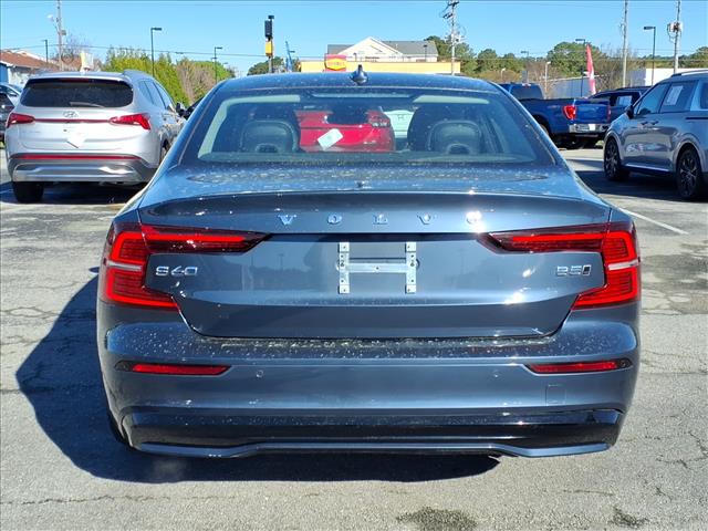 2024 Volvo S60 Plus Dark Theme:1102U