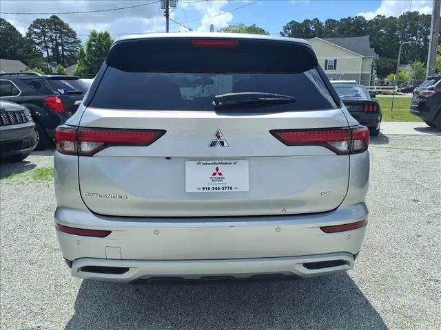 2024 Mitsubishi Outlander SE:1171U