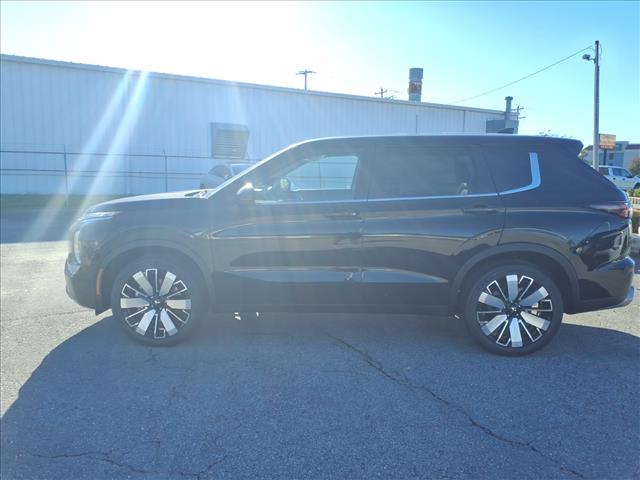 2026 Mitsubishi Outlander SE:1077N