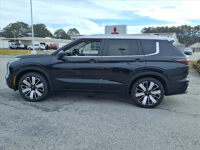 2025 Mitsubishi Outlander Platinum Edition:2188M