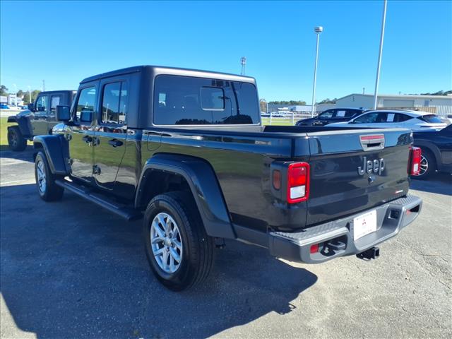 2023 Jeep Gladiator Sport S:1330U