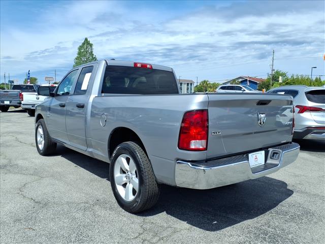 2024 RAM 1500 Classic SLT:1151U