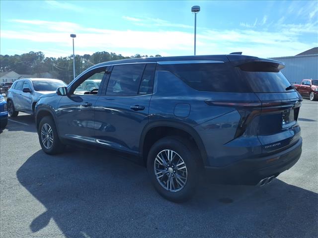 2024 Chevrolet Traverse FWD LS:1055U