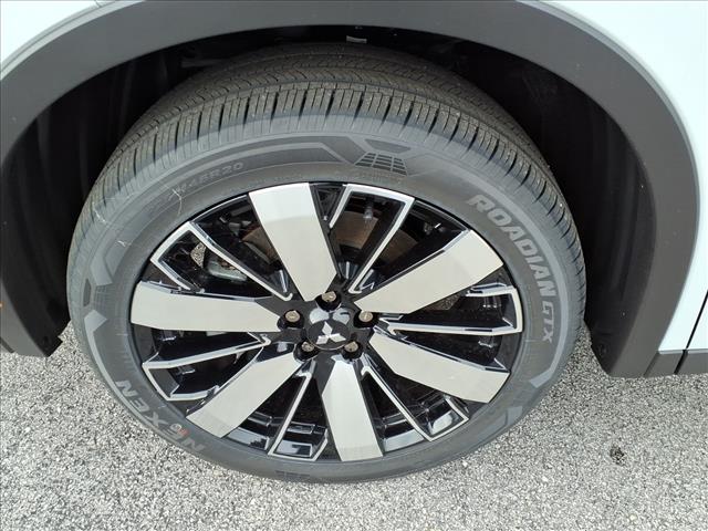 2025 Mitsubishi Outlander SE:2181M