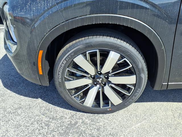 2026 Mitsubishi Outlander SE:1032N