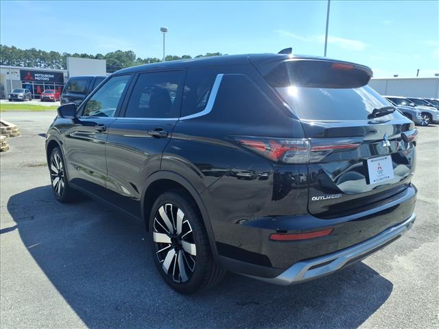 2025 Mitsubishi Outlander SE:1294U