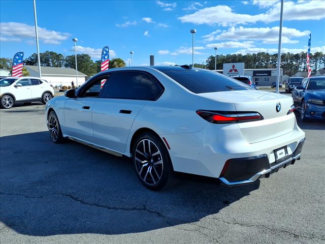 2024 BMW 7 Series 740i:1023U