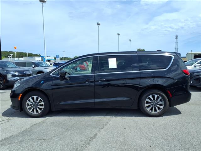2024 Chrysler Pacifica Plug-In Hybrid Hybrid Select:1149U