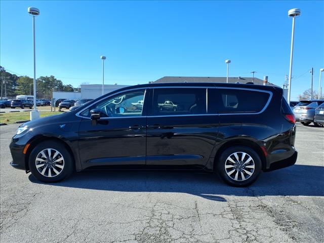 2024 Chrysler Pacifica Plug-In Hybrid Hybrid Select:1060U