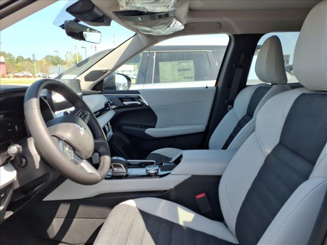 2026 Mitsubishi Outlander SE:1047N