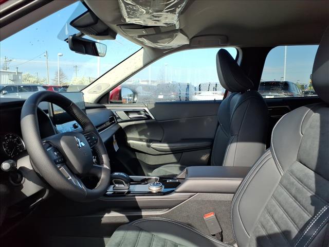 2026 Mitsubishi Outlander SE:1037N