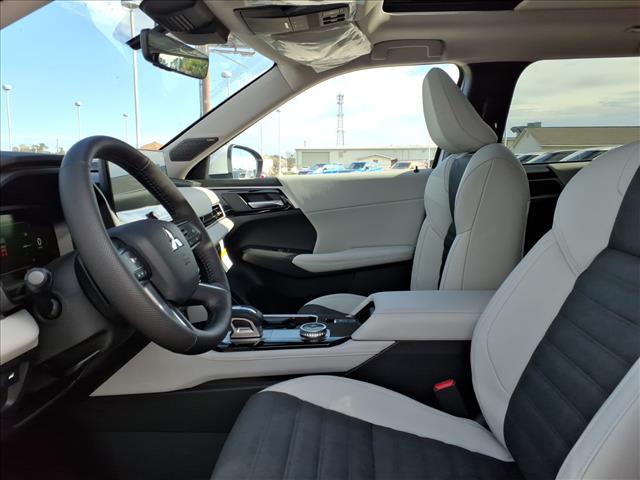 2026 Mitsubishi Outlander SE:1031N