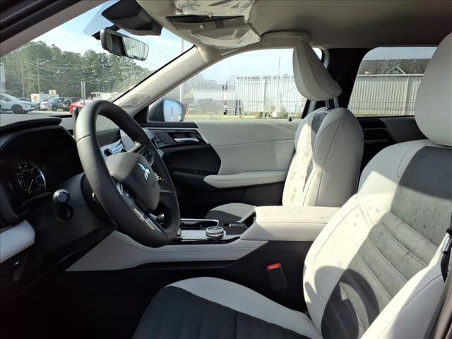 2026 Mitsubishi Outlander SE:1036N