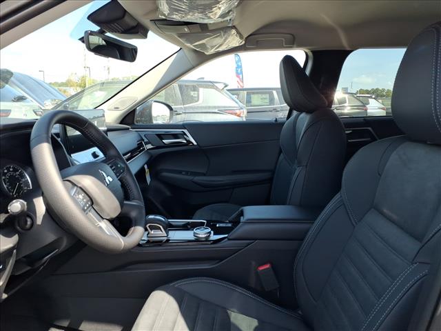 2026 Mitsubishi Outlander SE:1032N