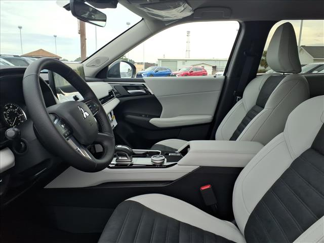 2026 Mitsubishi Outlander SE:1027N