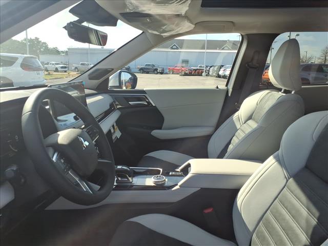 2026 Mitsubishi Outlander SE:1018N