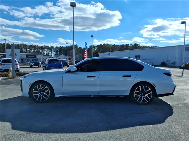 2024 BMW 7 Series 740i:1023U