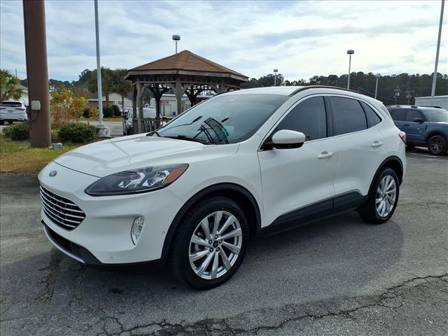 2022 Ford Escape Hybrid Titanium:1001U