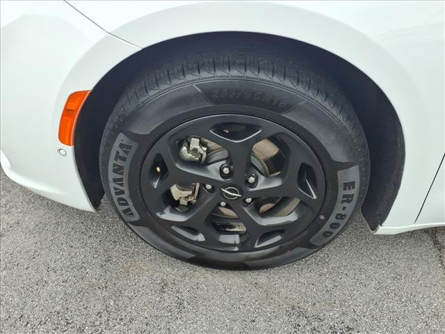 2024 Chrysler Pacifica Plug-In Hybrid Hybrid S Appearance Pkg:1046U