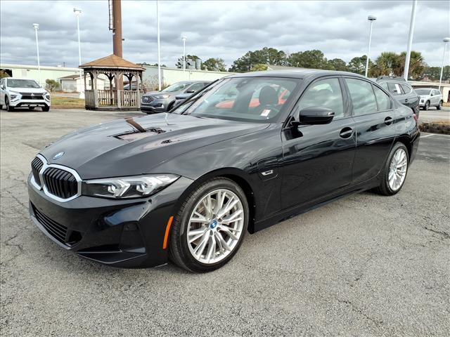 2023 BMW 3 Series 330e:1040U