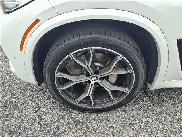 2022 BMW X5 sDrive40i:1017U