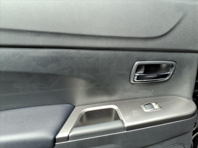 2026 Mitsubishi Outlander Sport SE:1054N