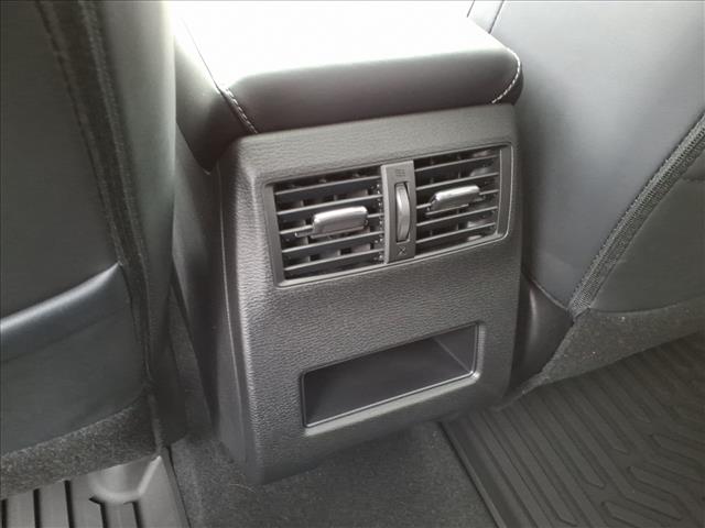 2025 Mitsubishi Outlander SE:2181M