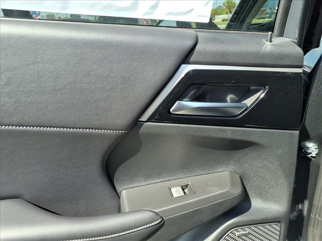 2026 Mitsubishi Outlander SE:1032N