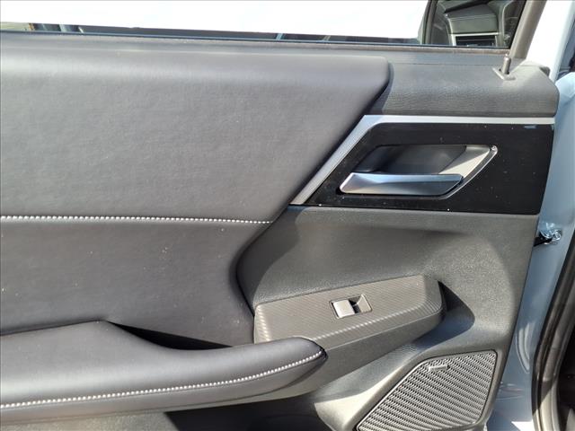 2026 Mitsubishi Outlander SE:1039N