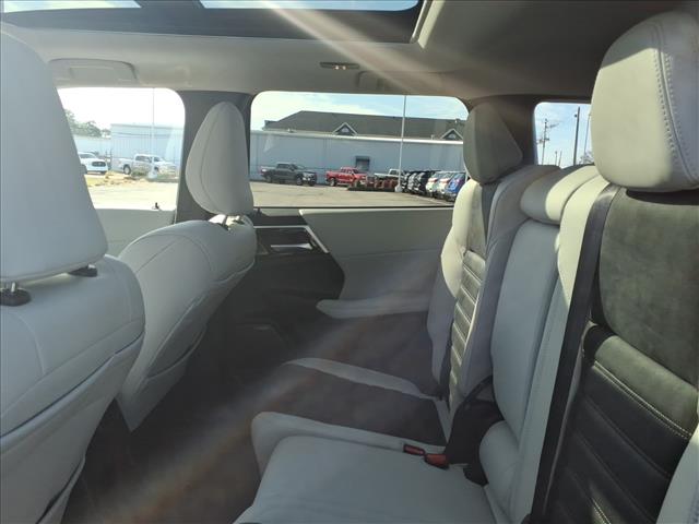 2026 Mitsubishi Outlander SE:1018N