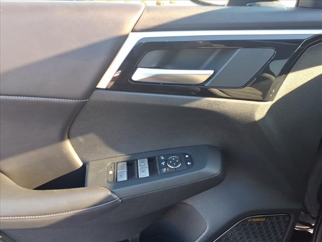 2026 Mitsubishi Outlander SE:1077N