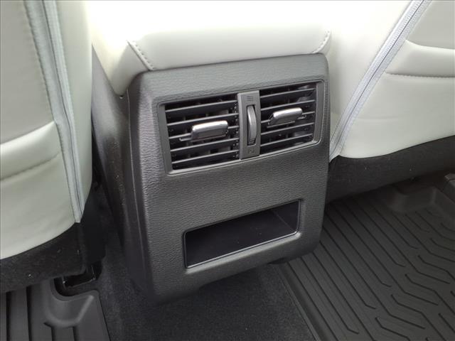 2025 Mitsubishi Outlander SE:2197M