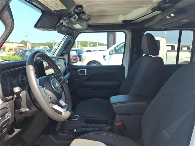 2024 Jeep Wrangler Sahara:1329U