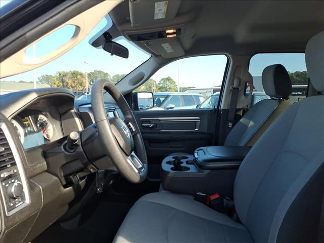 2024 RAM 1500 Classic SLT:1062U