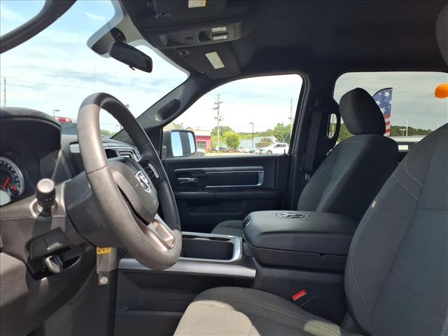 2023 RAM 1500 Classic Warlock:1152U