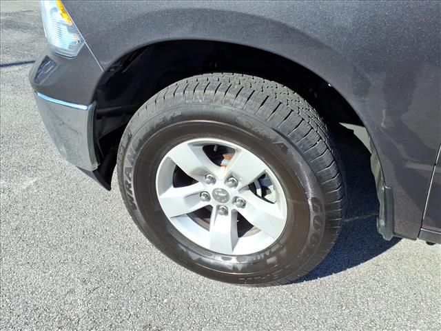 2023 RAM 1500 Classic SLT:1042U