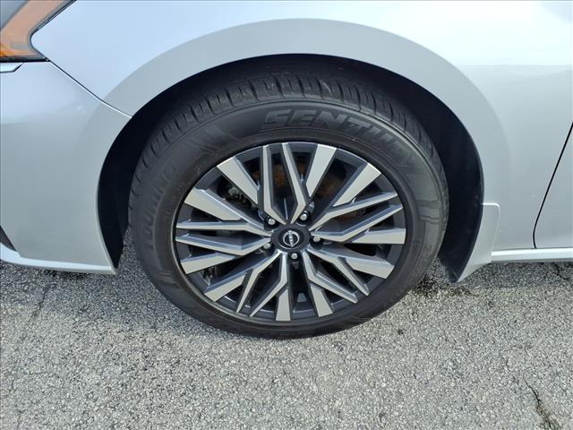 2023 Nissan Altima 2.5 SV:16981P