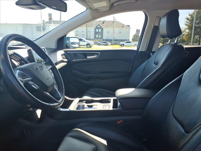 2022 Ford Edge Titanium:1285U