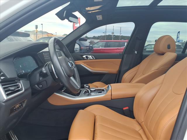 2022 BMW X5 sDrive40i:1017U