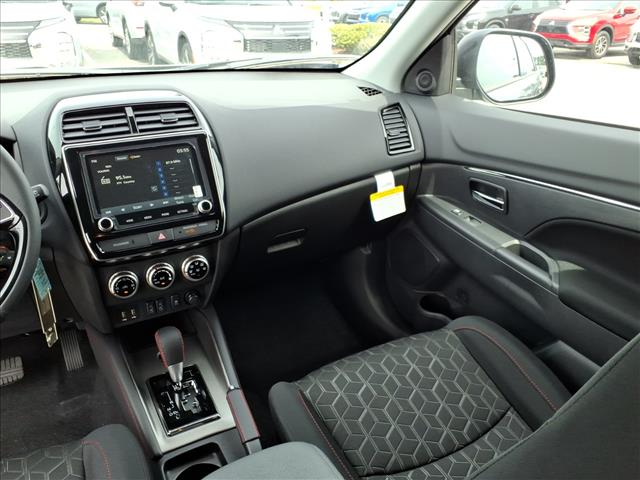 2026 Mitsubishi Outlander Sport LE:1056N