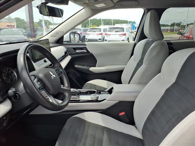 2025 Mitsubishi Outlander SE:1167U