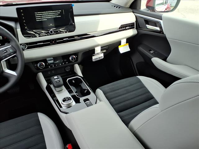 2025 Mitsubishi Outlander SE:2189M