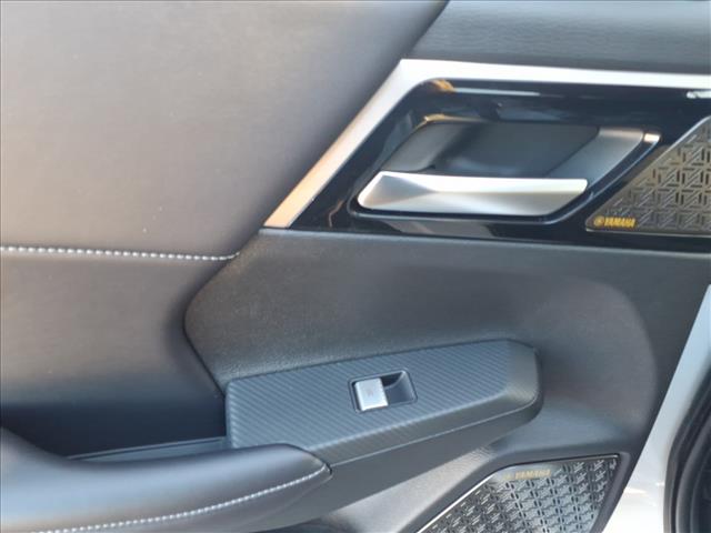 2026 Mitsubishi Outlander SE:1076N