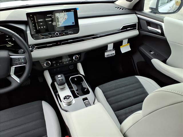 2025 Mitsubishi Outlander SE:2197M